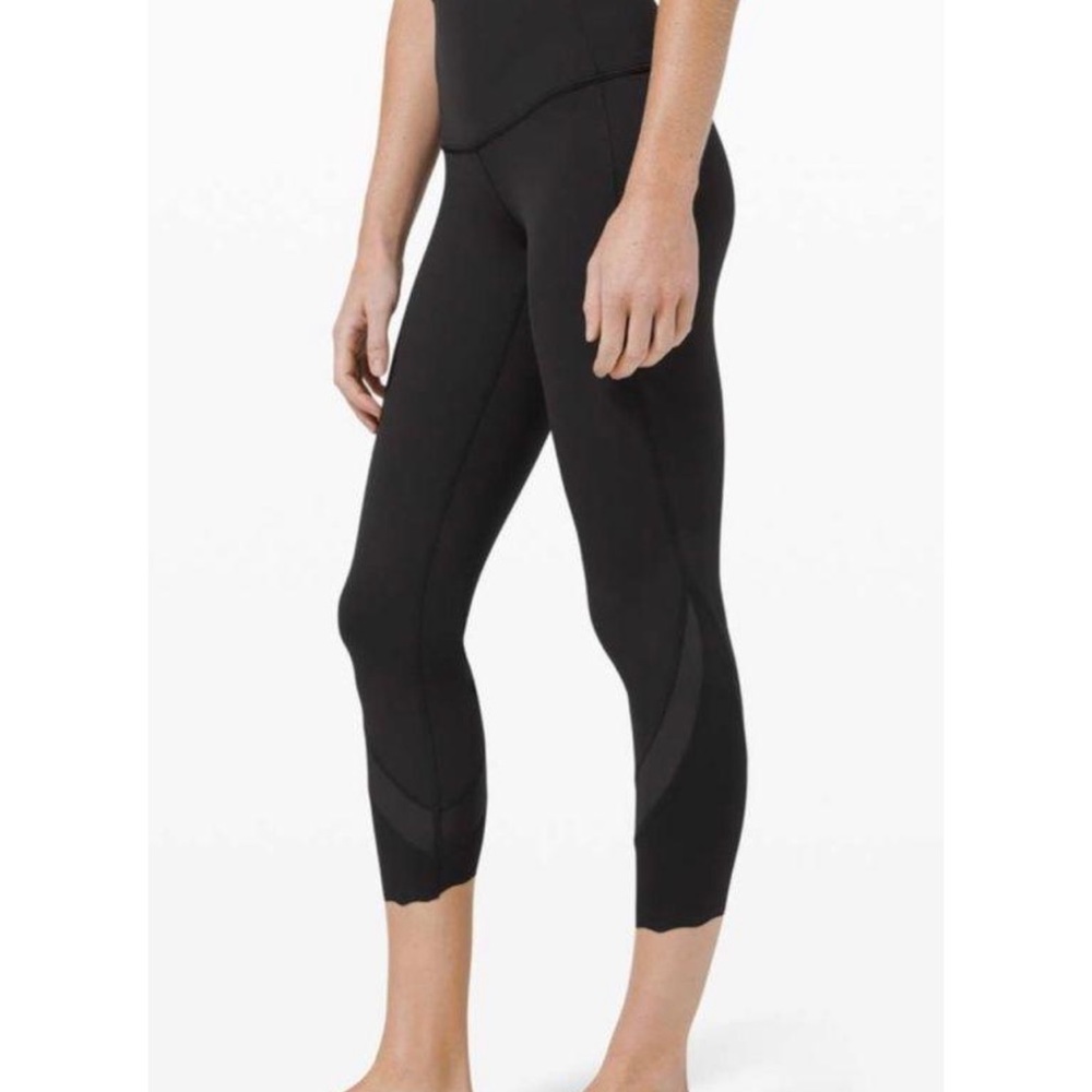 Scallop hem wonder unders 4 black